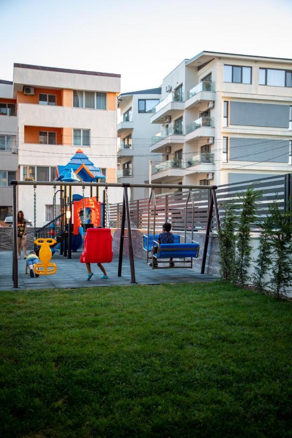Apartament Color In Nord10 - Pool & Playground Mamaia